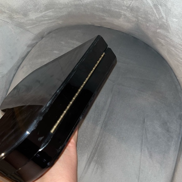 Marbled perspex heart shaped clutch bag - Picture 3 of 6